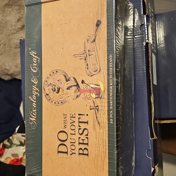 Other - Nwt Mixology & Craft Bartender Kit with Stand